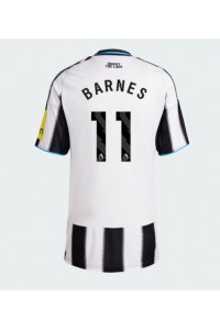 Newcastle United Harvey Barnes #11 Jalkapallovaatteet Naisten Kotipaita 2025-26 Lyhythihainen
